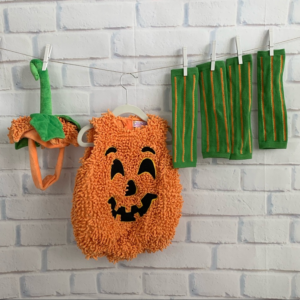 Pumpkin costume